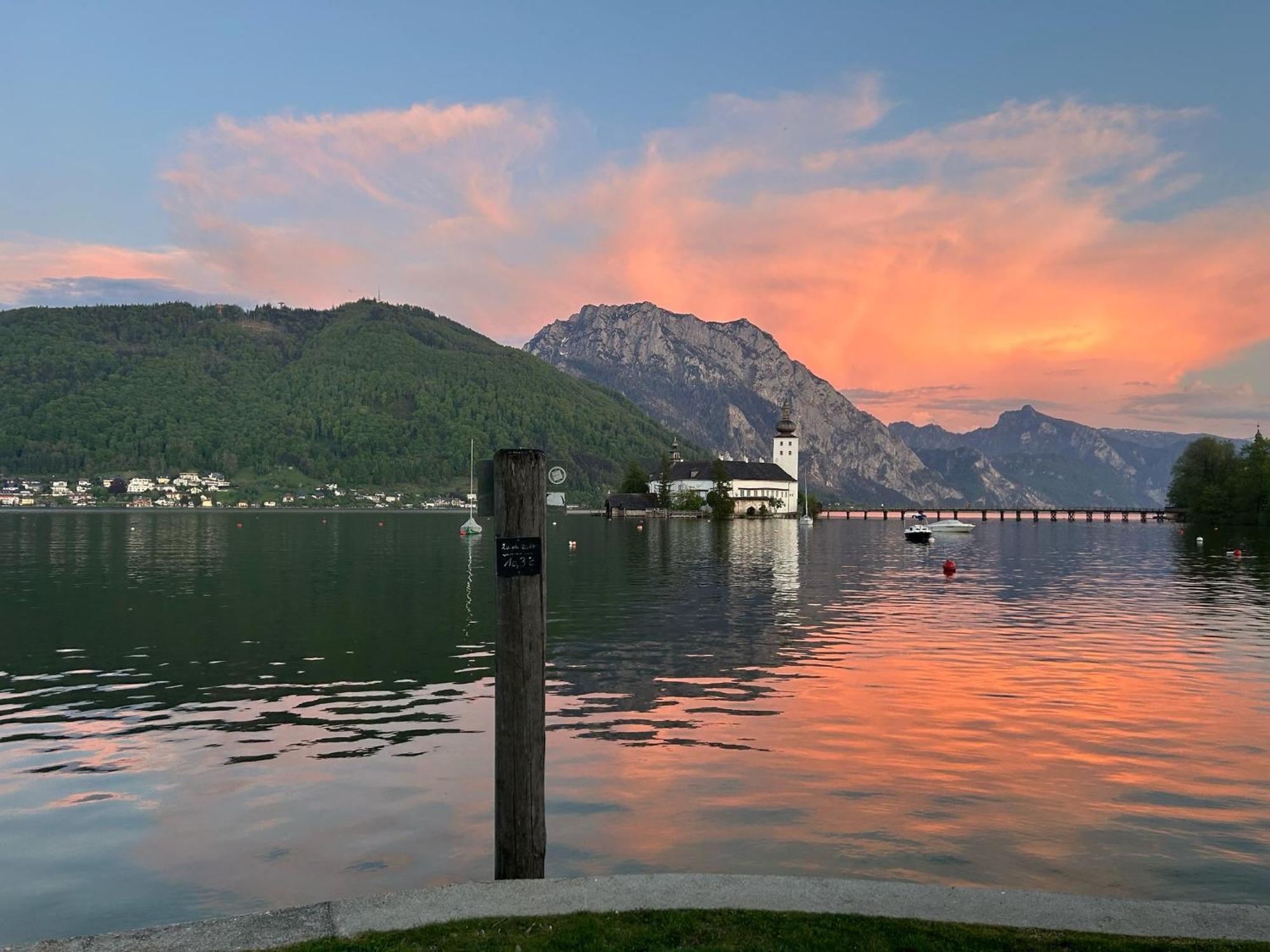 Das Schubert Gmunden Exterior photo